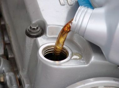Cambio olio sfondo